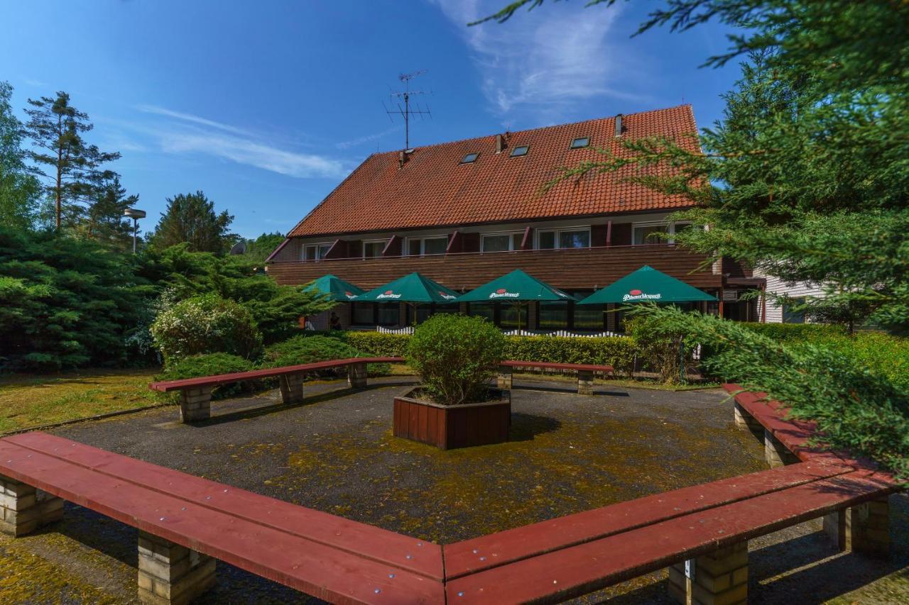 Hotel Hladina Nebrich 외부 사진