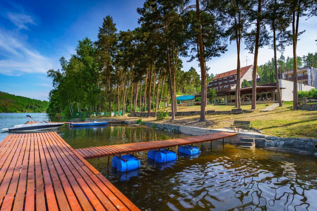 Hotel Hladina Nebrich 외부 사진